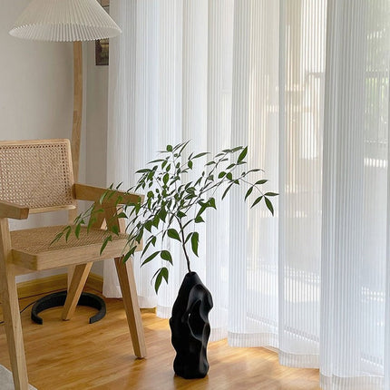 Moderne Plissee-Gardine halbtransparent