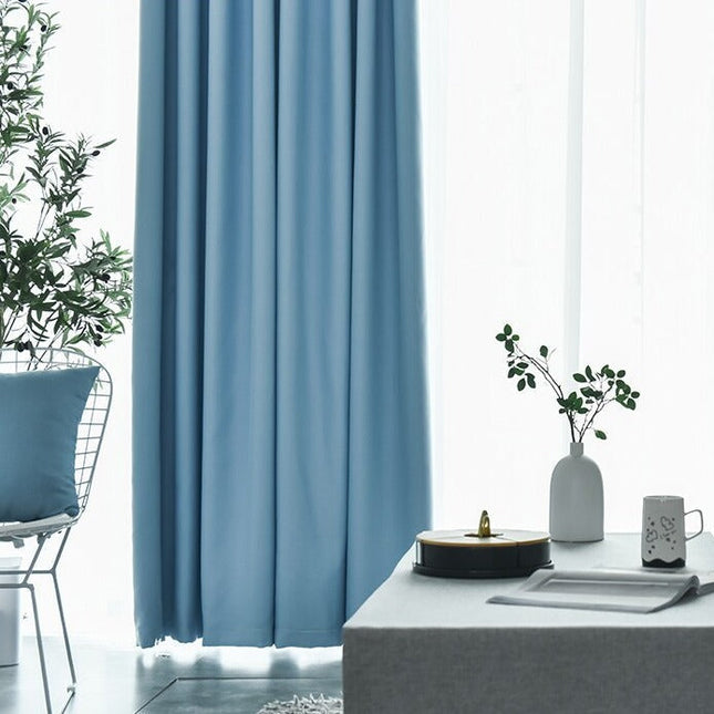 Verdunkelungsvorhang für Wohnzimmer in Blau
