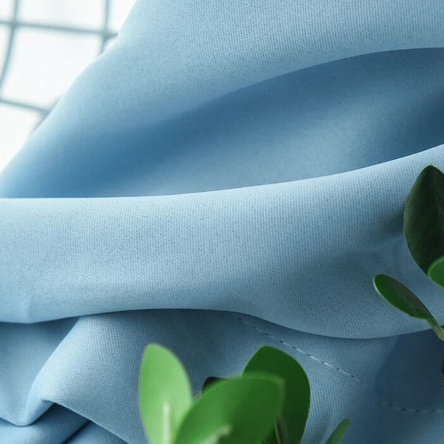 Verdunkelungsvorhang für Wohnzimmer in Blau