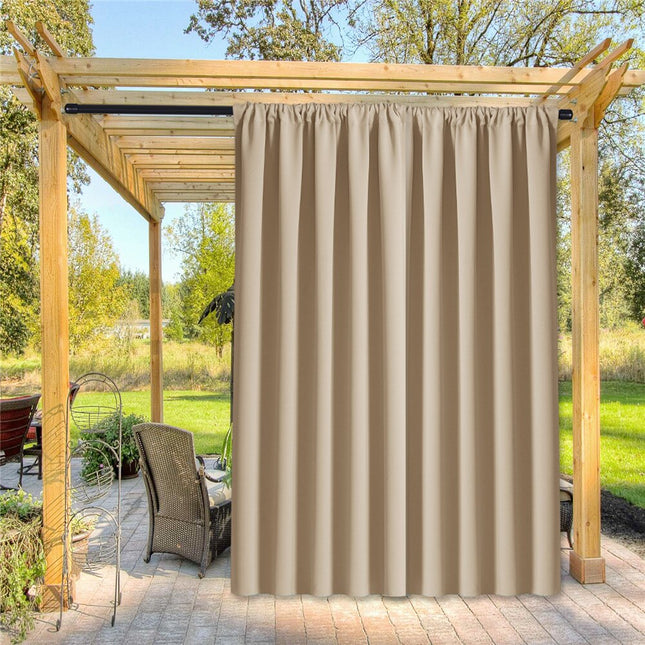 Beiger wetterfester Vorhang für die Veranda