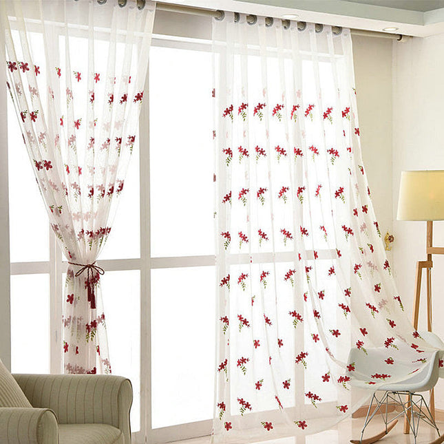 Voile Gardine mit feiner Blumenstickerei