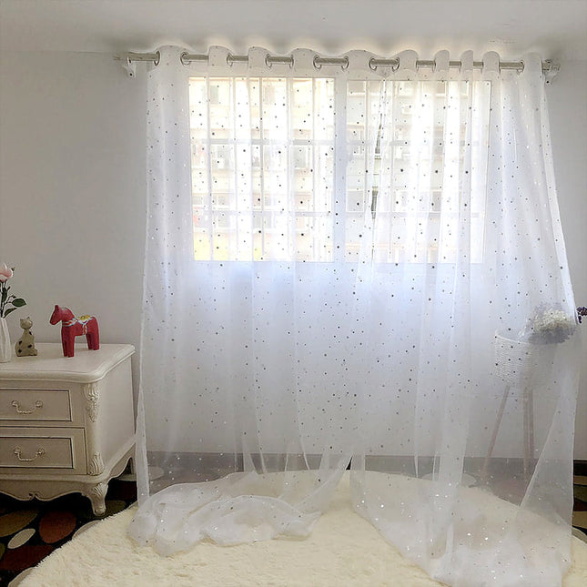 Gardine mit silbernen Sternen fürs Kinderzimmer